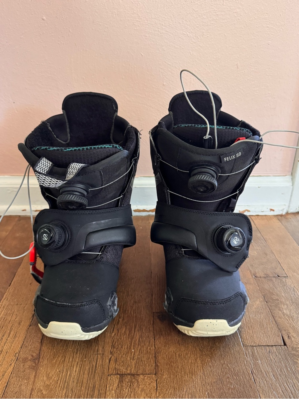 Burton women’s Felix SO (step on) snowboarding boots size 7